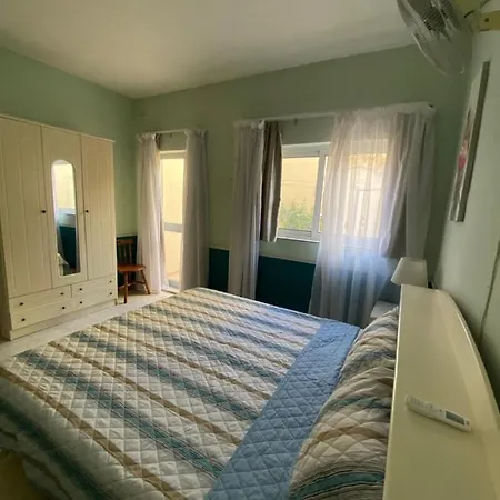 Ground Floor Maisonette In Birzebbuga Apartment